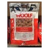 Pamlsok Woolf Dog Salmon Chunkies 100 g