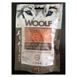 Pamlsok Woolf Dog Chicken & Pumpkin & Oats Bone 100 g